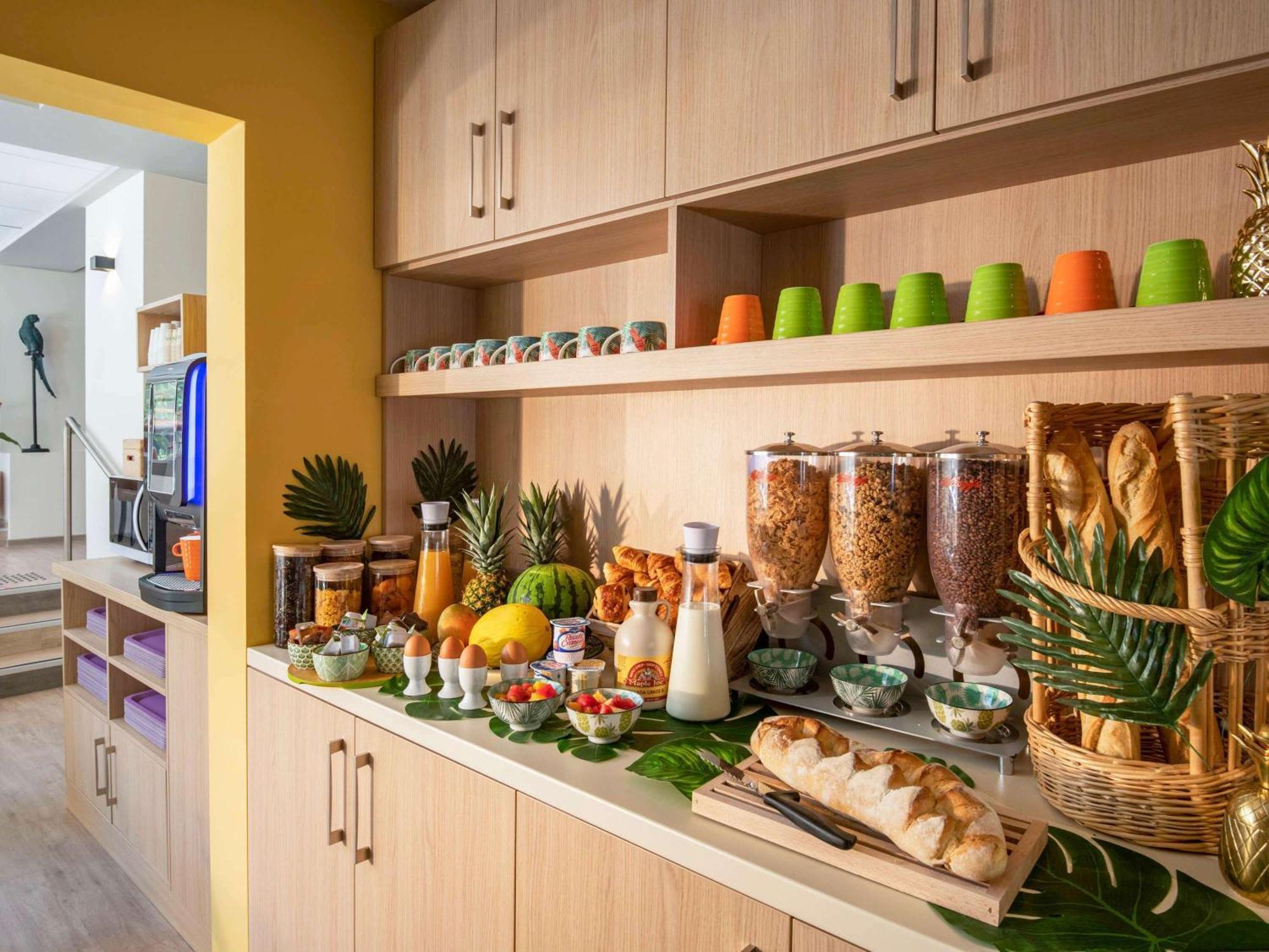 Ibis Styles Beaulieu Sur Mer Екстериор снимка