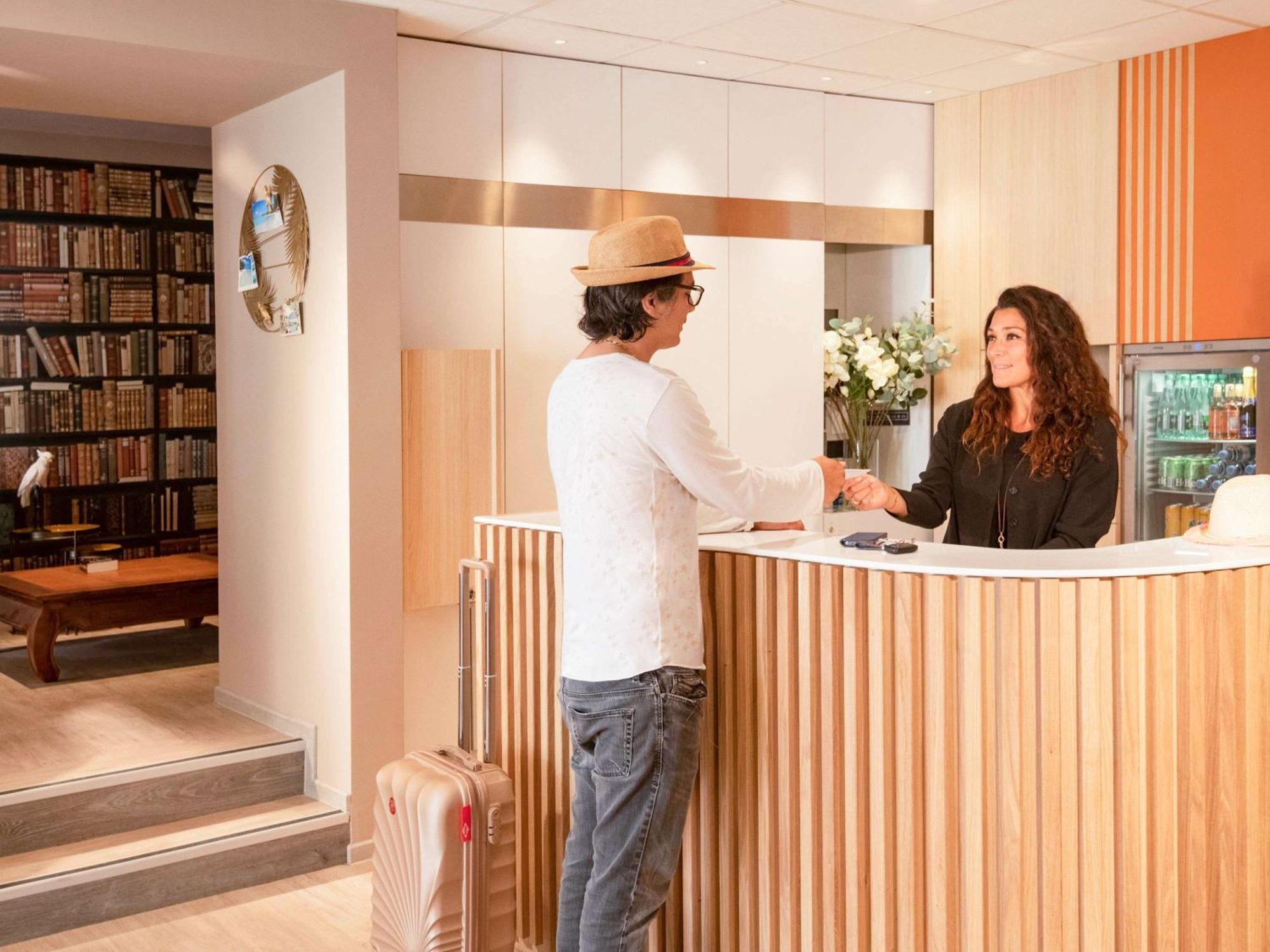 Ibis Styles Beaulieu Sur Mer Екстериор снимка